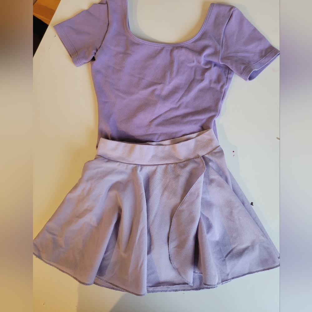 Bloch Girl's Lilac Leotard Size 4/6